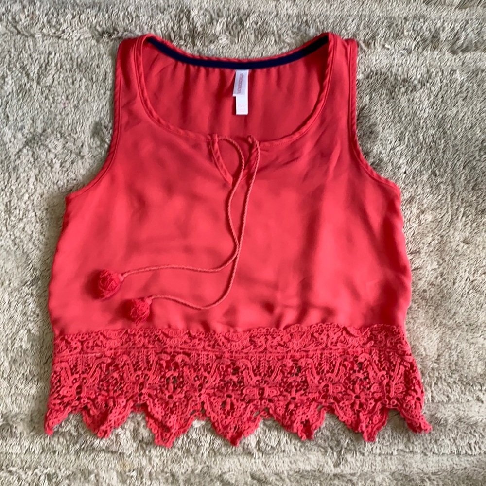 Coral top